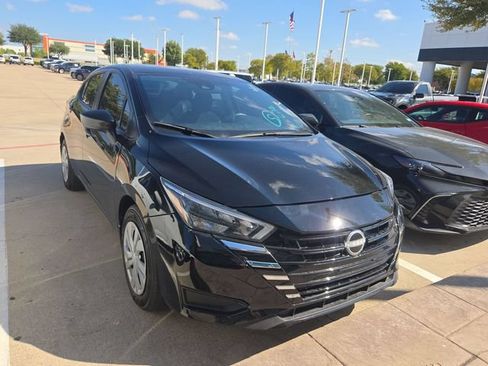 Used 2025 Nissan Versa S w/ Trunk Package FWD image 3