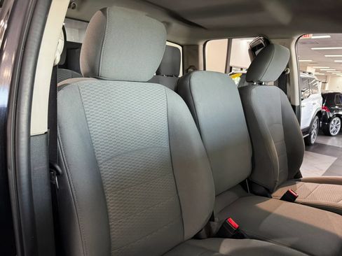 Used 2017 RAM 1500 Express AWD/4WD image 14