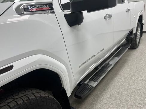Used 2022 GMC Sierra 3500 Denali w/ Denali Ultimate Package AWD/4WD image 12