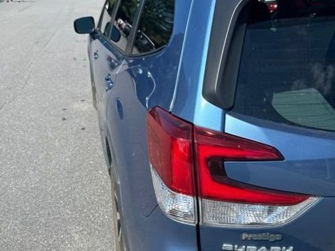 Used 2021 Subaru Forester Premium AWD/4WD image 9