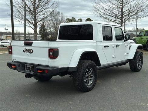 New 2026 Jeep Gladiator Mojave image 12