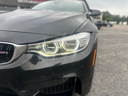 Used 2016 BMW M4 Convertible RWD image 10