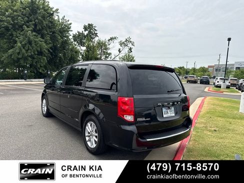 Used 2016 Dodge Grand Caravan SXT FWD image 6
