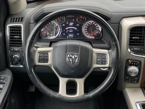 Used 2014 RAM 1500 Laramie w/ Convenience Group image 25