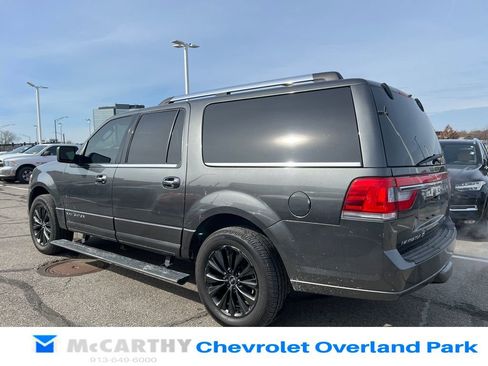 Used 2015 Lincoln Navigator L Base 4D Sport Utility image 5