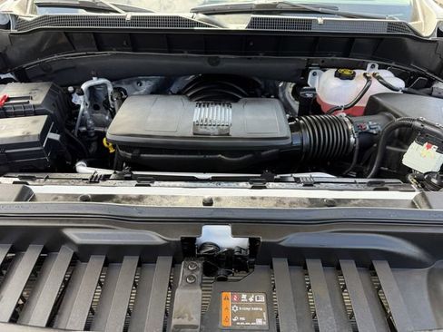 Used 2023 Chevrolet Silverado 1500 RST w/ Z71 Off-Road Package image 31