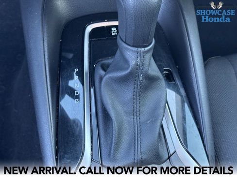 Used 2025 Toyota Corolla LE image 11