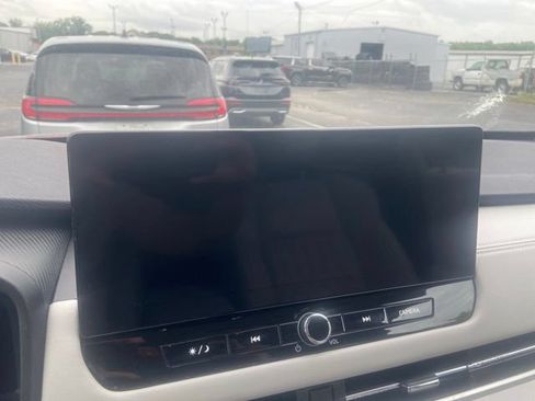 Used 2025 Mitsubishi Outlander SEL FWD image 10