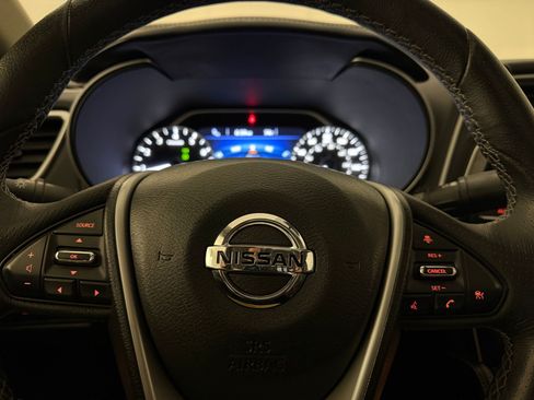 Used 2017 Nissan Maxima 3.5 SL FWD image 11