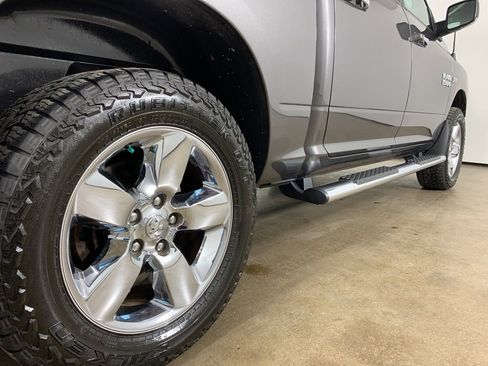 Used 2018 RAM 1500 Big Horn image 9