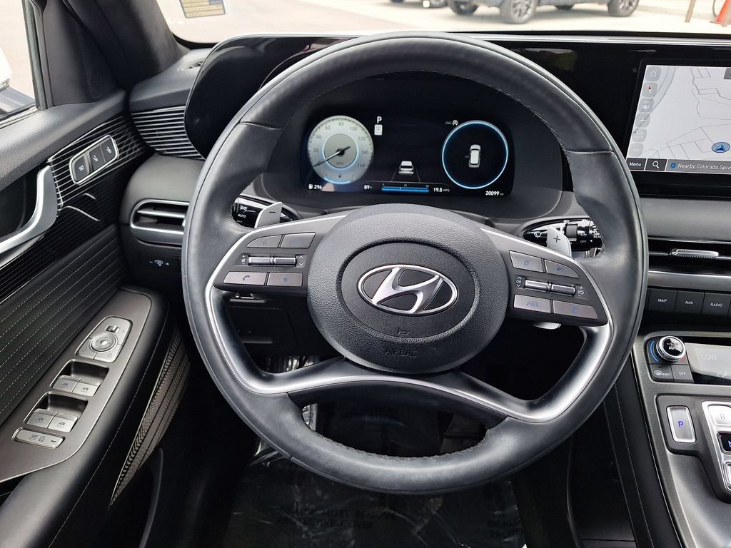 Certified 2025 Hyundai Palisade Calligraphy AWD/4WD image 18