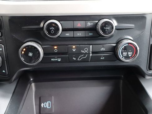 New 2026 Ford F350 XLT w/ FX4 Off-Road Package AWD/4WD image 9