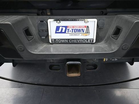 Used 2022 Ford F250 Lariat w/ Tremor Off-Road Package image 31