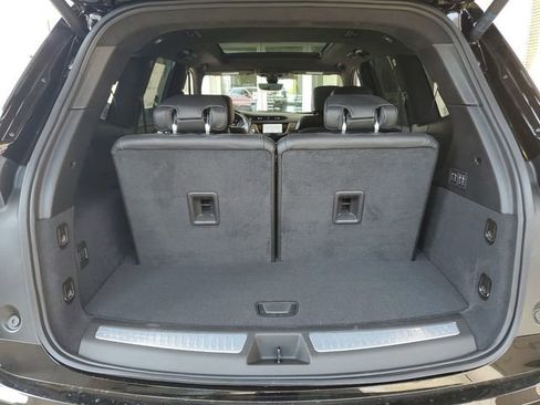 New 2025 Cadillac XT6 Sport w/ Platinum Package image 24