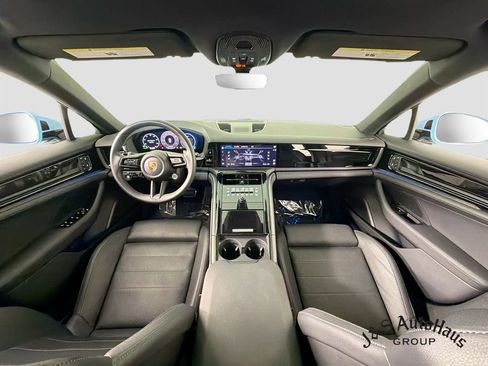 Used 2025 Porsche Panamera w/ Premium Package RWD image 28