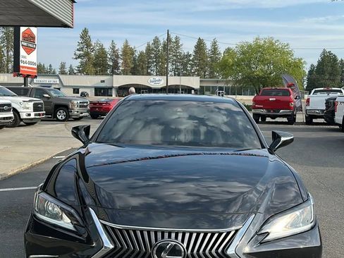 Used 2019 Lexus ES 350 image 4