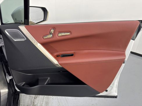 Used 2023 BMW iX M60 w/ Executive Package image 48