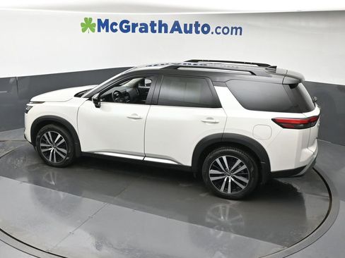Used 2024 Nissan Pathfinder Platinum AWD/4WD image 20