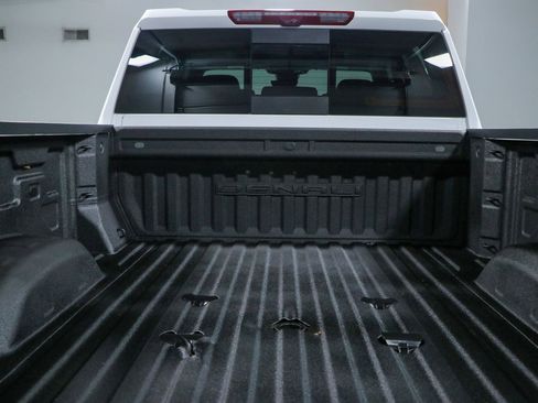 Used 2024 GMC Sierra 2500 Denali w/ Denali Reserve Package AWD/4WD image 33