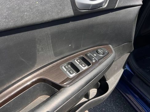 Used 2019 Kia Optima EX FWD image 11