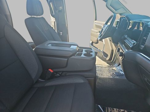 Used 2024 Chevrolet Silverado 1500 LT AWD/4WD image 13