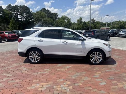 Used 2018 Chevrolet Equinox Premier FWD image 37