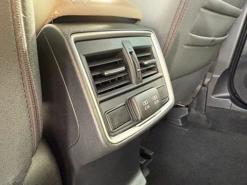 Used 2022 Subaru Forester Premium image 22