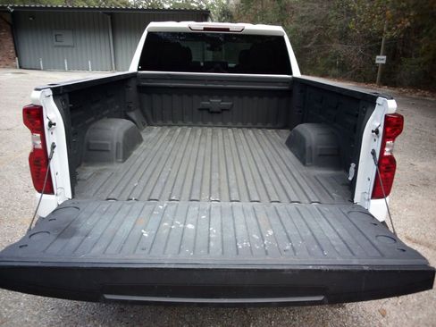 Used 2023 Chevrolet Silverado 1500 LT w/ Protection Package image 22