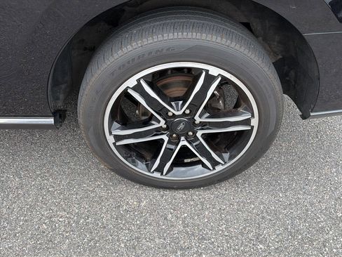 Used 2019 Ford Expedition Limited w/ Special Edition Package AWD/4WD image 43