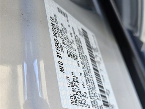 New 2026 Ford Maverick XL image 18