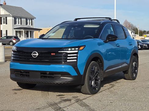 New 2026 Nissan Kicks SR w/ Cold Weather Package image 1