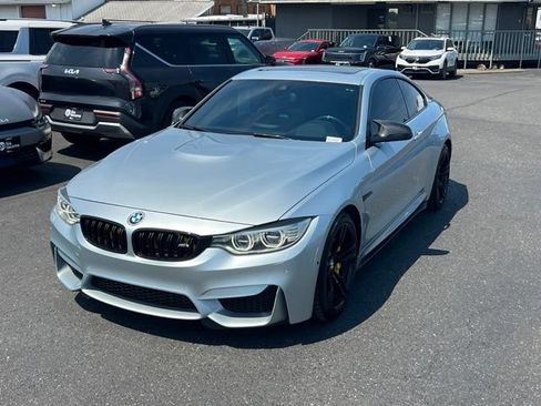 Used 2015 BMW M4 Coupe RWD image 3