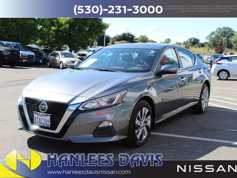 Used 2020 Nissan Altima 2.5 S AWD/4WD image 3