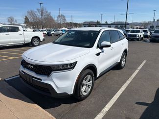 Used 2023 Kia Sorento LX video 1