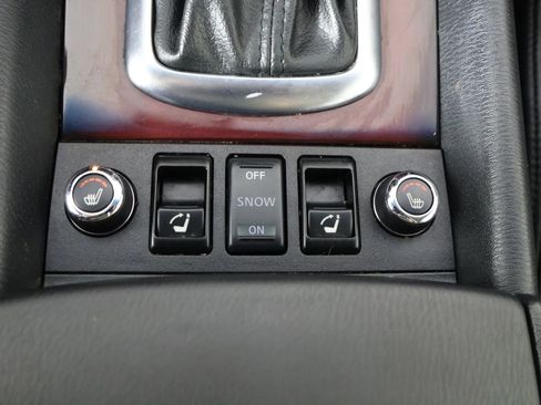 Used 2017 INFINITI QX50 AWD image 30