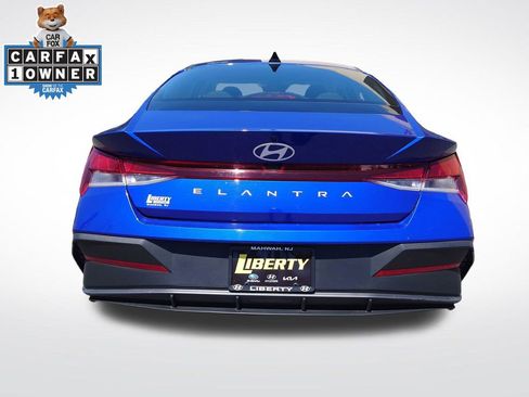 Certified 2024 Hyundai Elantra SEL FWD image 5