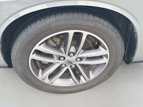 Used 2019 Dodge Challenger SXT AWD/4WD image 17