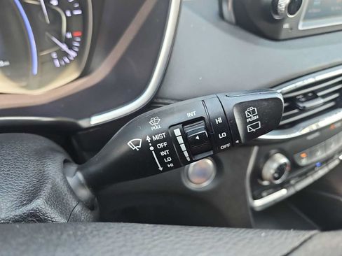 Used 2019 Hyundai Santa Fe SEL FWD image 26