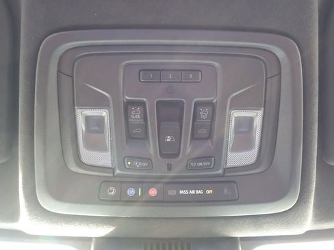 Used 2024 GMC Sierra 1500 Denali Ultimate image 33