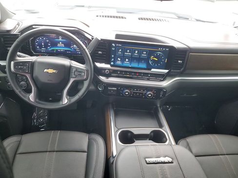 Used 2025 Chevrolet Silverado 2500 High Country w/ Technology Package image 16