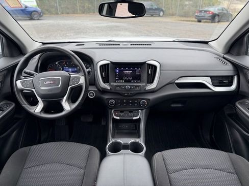 Certified 2023 GMC Terrain SLE w/ LPO, Floor Liner Package image 20