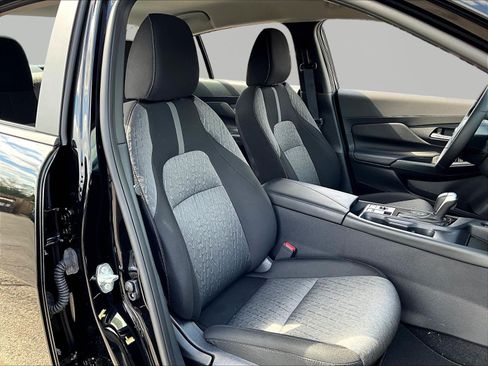 Certified 2026 Nissan Sentra SV w/ SV Convenience Package FWD image 29