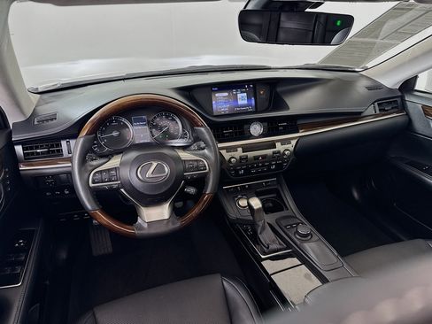 Used 2017 Lexus ES 350 w/ Premium Package FWD image 23