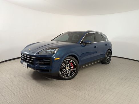 Certified 2024 Porsche Cayenne S AWD/4WD image 1
