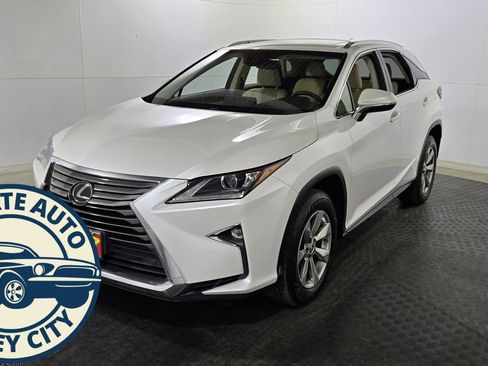 Used 2019 Lexus RX 350 AWD image 3