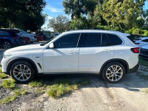 Used 2022 BMW X5 xDrive45e w/ Premium Package AWD/4WD image 16