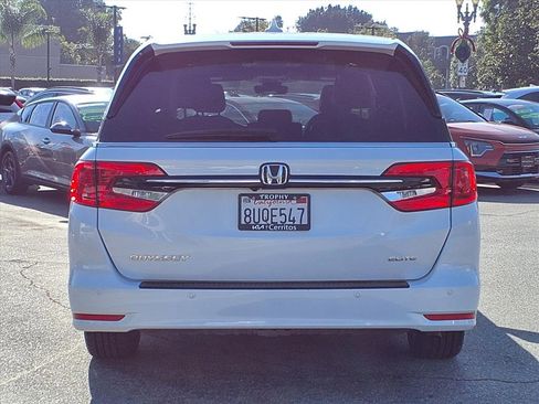 Used 2021 Honda Odyssey Elite image 4
