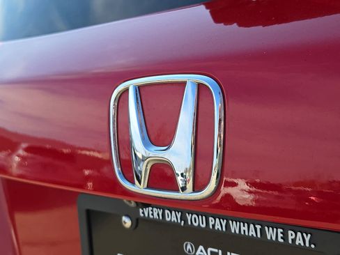 Used 2017 Honda HR-V EX image 29