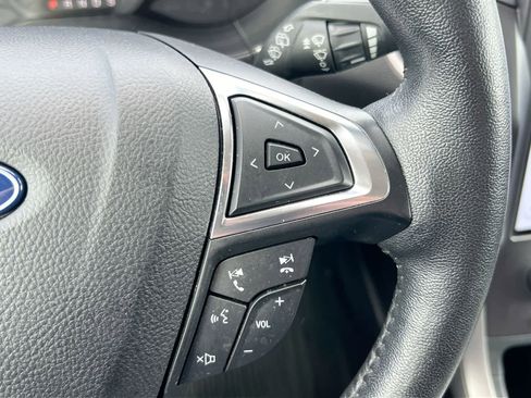 Used 2021 Ford Edge SEL w/ Convenience Package image 24