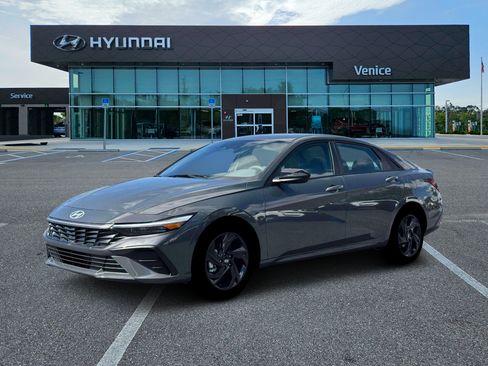 New 2026 Hyundai Elantra Sport FWD image 2